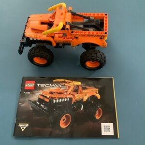 Lego technic El Toro Loco monster truck